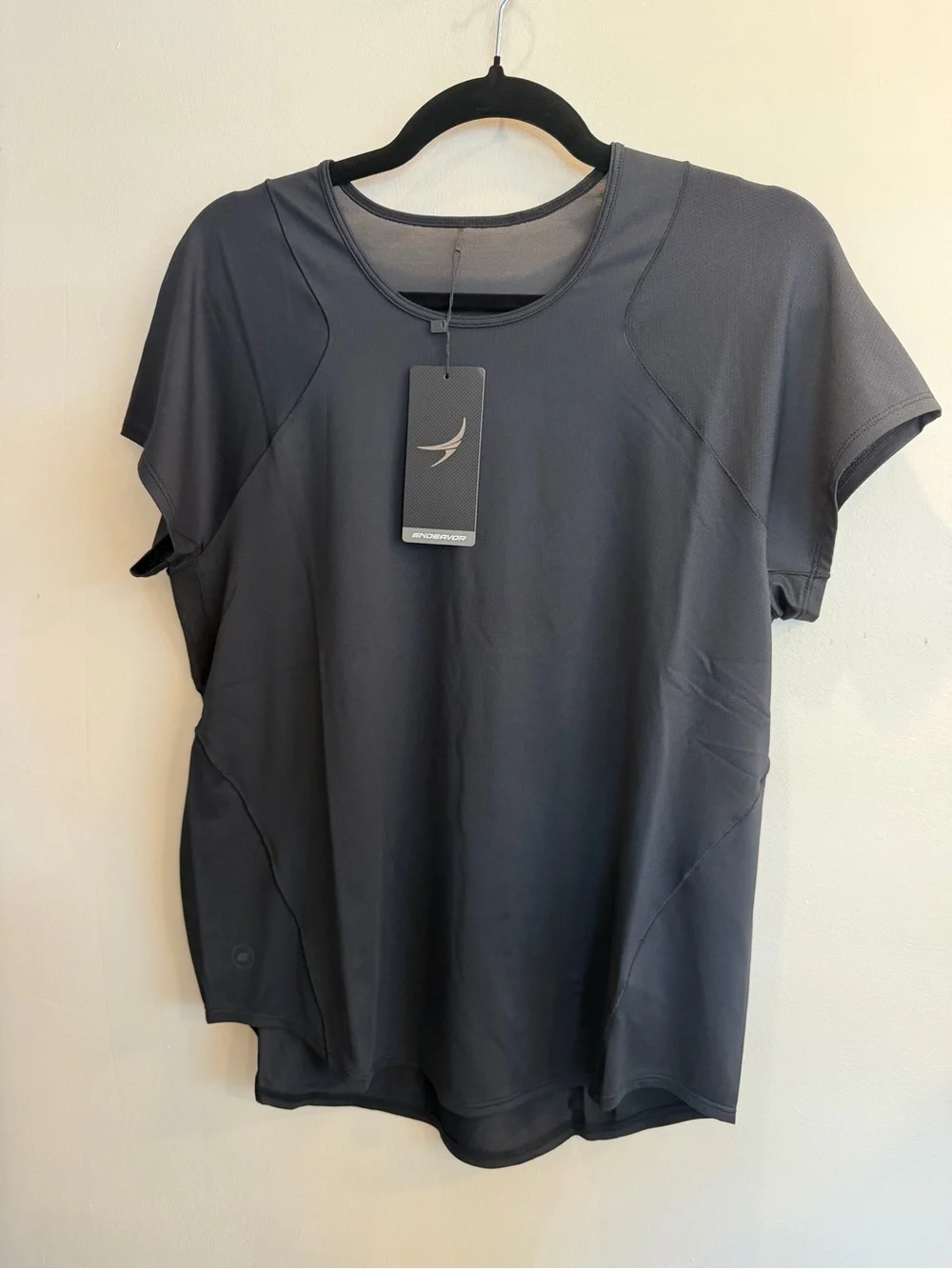 NWT ENDVR Performance Active Tee Black Moisture Wicking Athletic Top